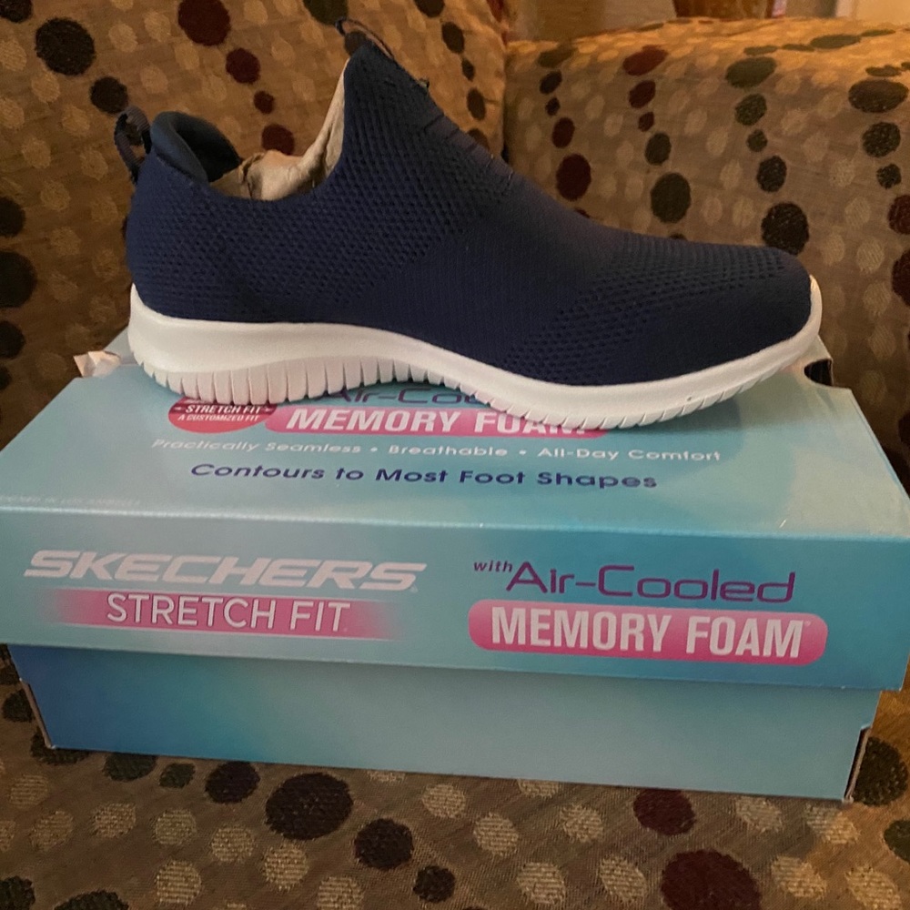 Shoes - Picture 2 of 2